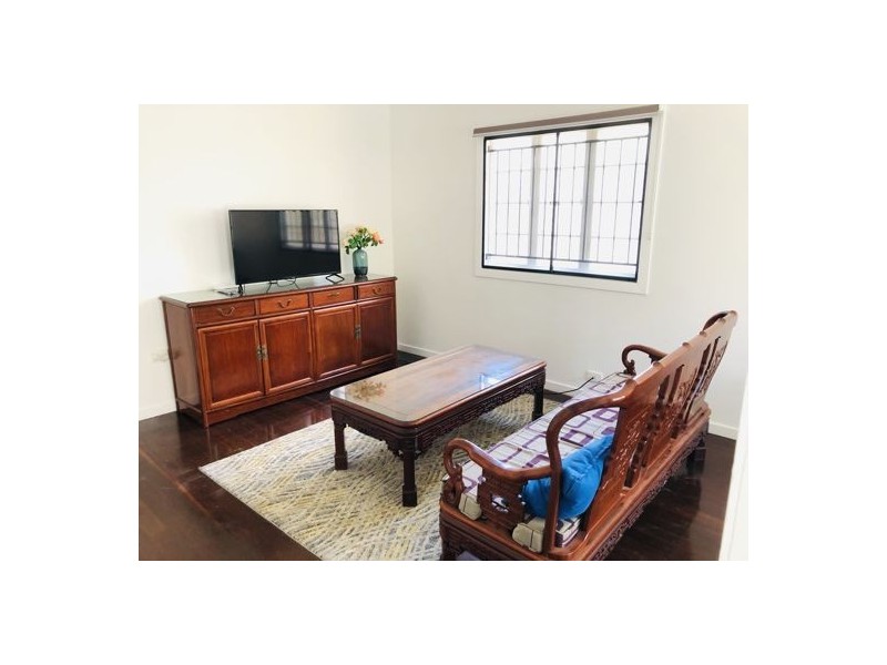 26 Rokeby Terrace, Taringa QLD 4068