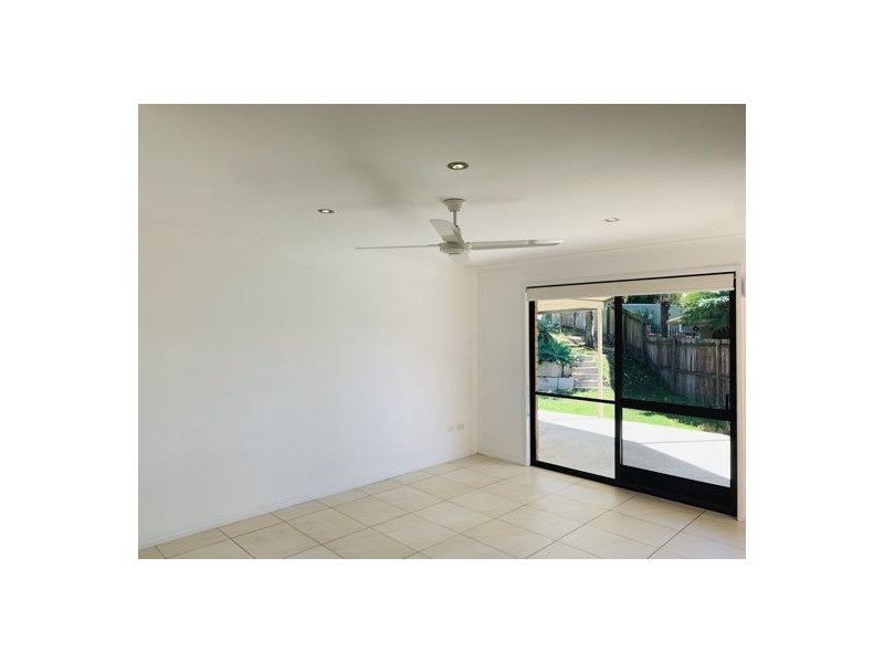 15 Leru Street, Mansfield QLD 4122