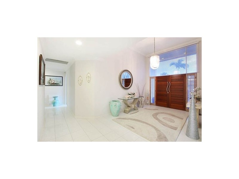 2 Key Largo, Clear Island Waters QLD 4226