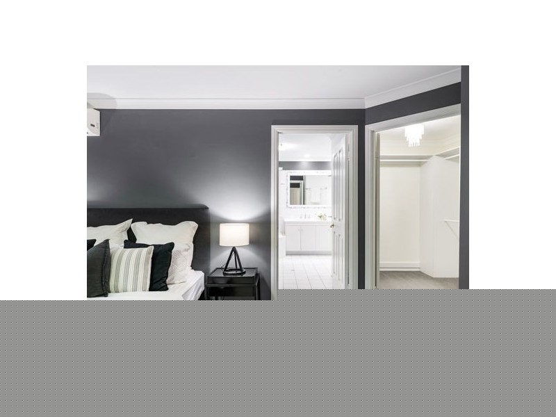 1 Ellesmere Place, Parkinson QLD 4115