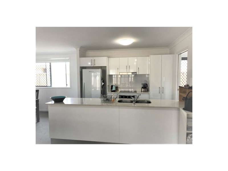 3/15-23 Redondo ST, Ningi QLD 4511