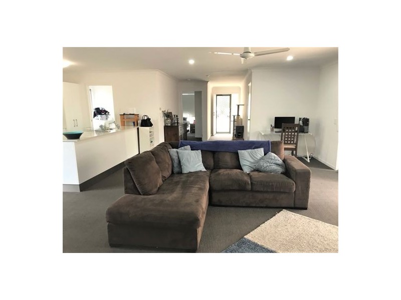 3/15-23 Redondo ST, Ningi QLD 4511