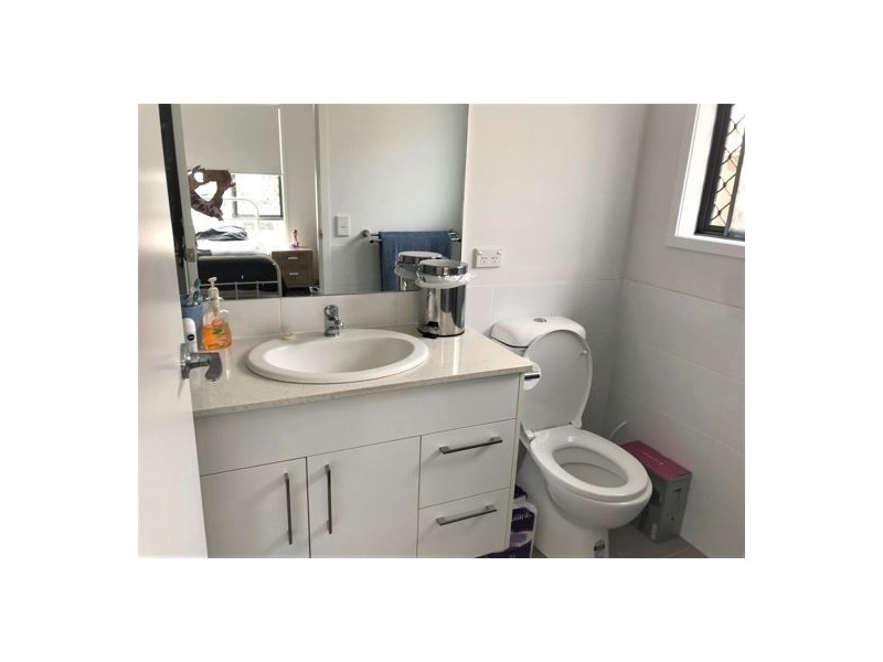 3/15-23 Redondo ST, Ningi QLD 4511