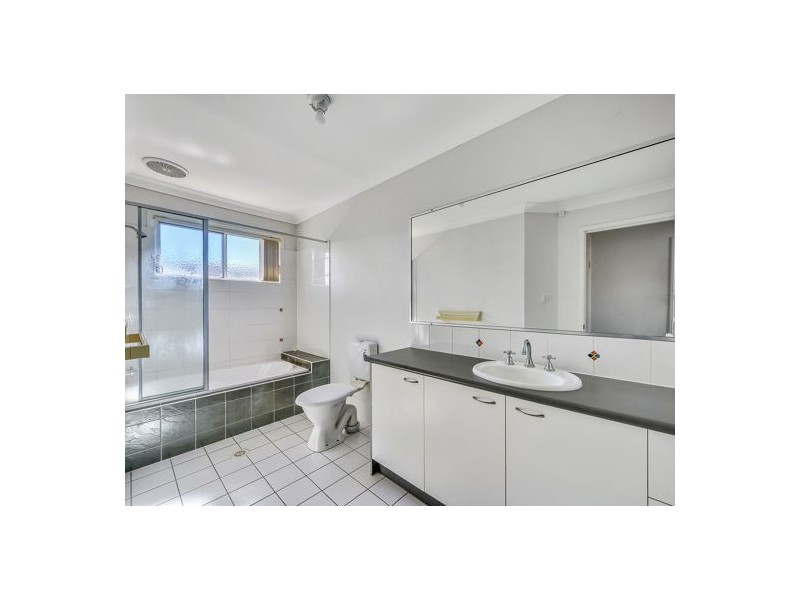 20 Federation Street, Wynnum West QLD 4178