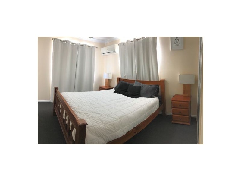 Unit 28 74 Plaza Street, Wynnum West QLD 4178