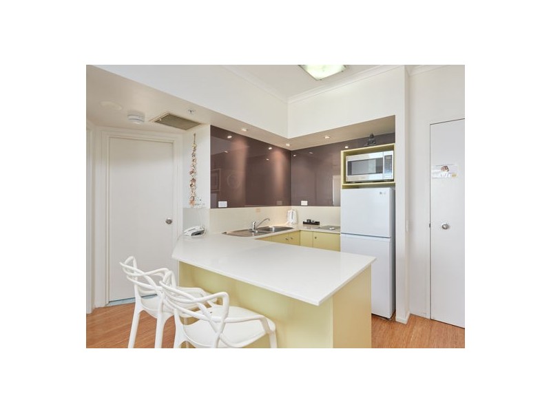 U901 46 – 52  Pacific Street, Main Beach QLD 4217
