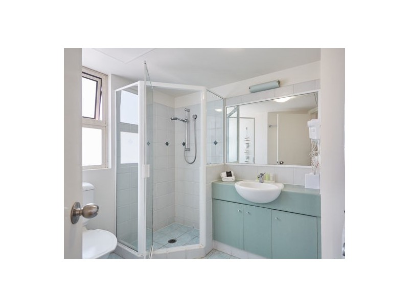 U901 46 – 52  Pacific Street, Main Beach QLD 4217