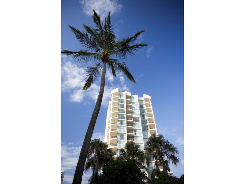 U901 46 – 52  Pacific Street, Main Beach QLD 4217