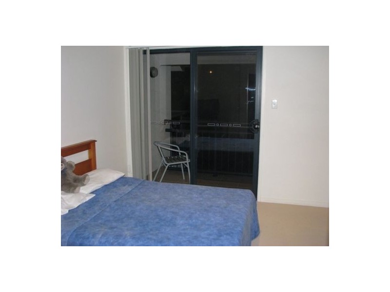 8/18 Geraldton Drive, Varsity Lakes QLD 4227