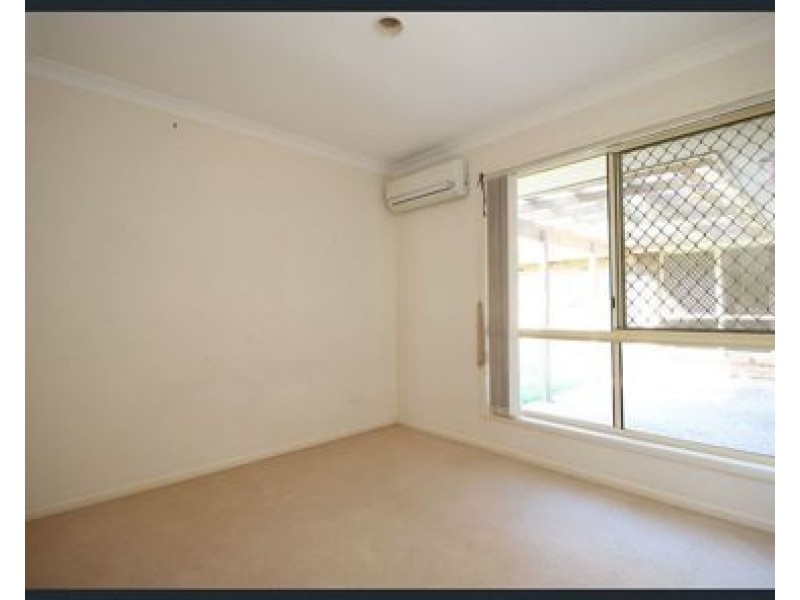 27 Shapcott Place, Runcorn QLD 4113