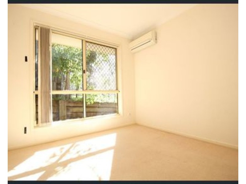 27 Shapcott Place, Runcorn QLD 4113
