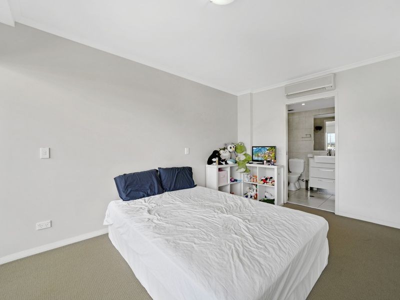 5206/12 Executive Drive, Burleigh Waters QLD 4220