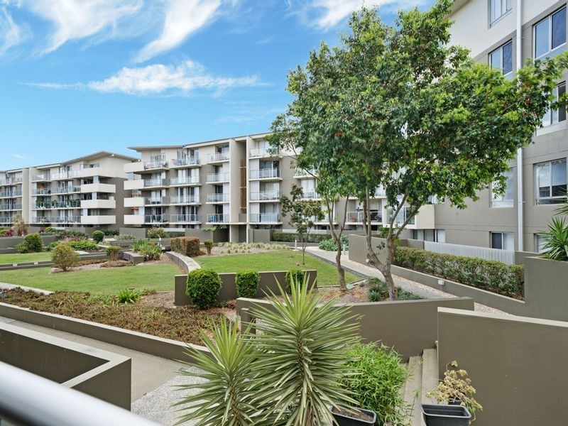 5206/12 Executive Drive, Burleigh Waters QLD 4220