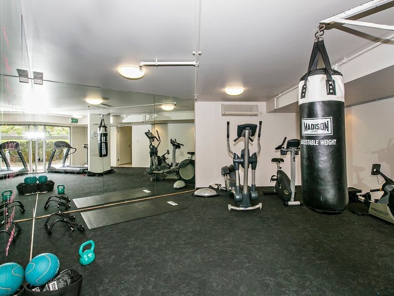 5206/12 Executive Drive, Burleigh Waters QLD 4220