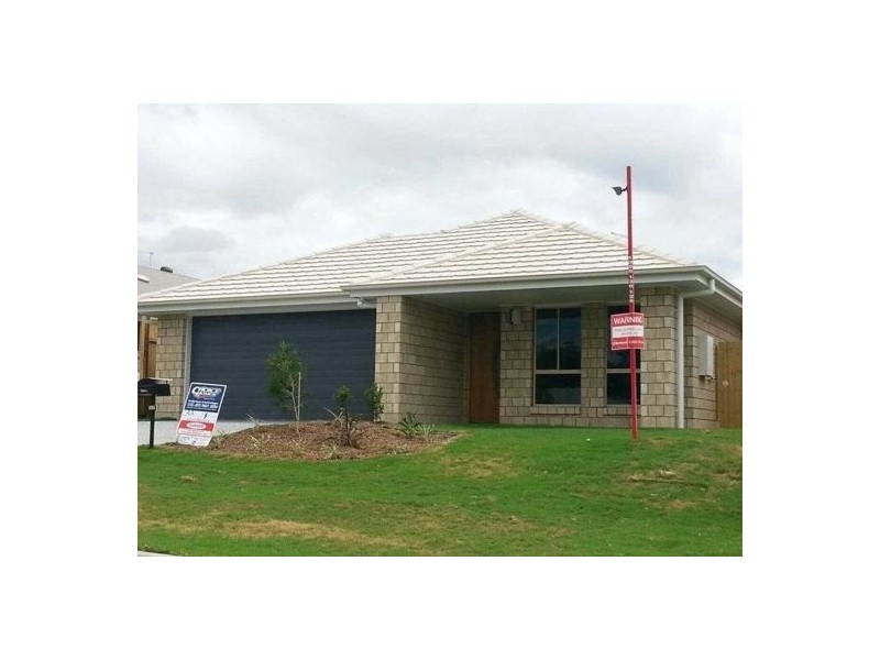 32 COTTRELL DRIVE, Pimpama QLD 4209