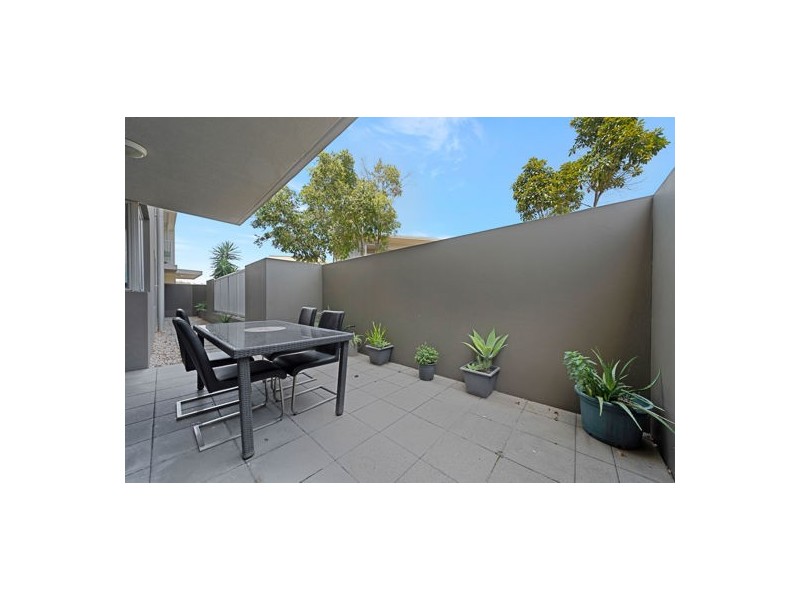 4206/12 Executive Dr, Burleigh Waters QLD 4220