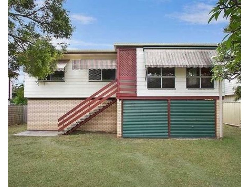 8 Dol St, Woodridge QLD 4114