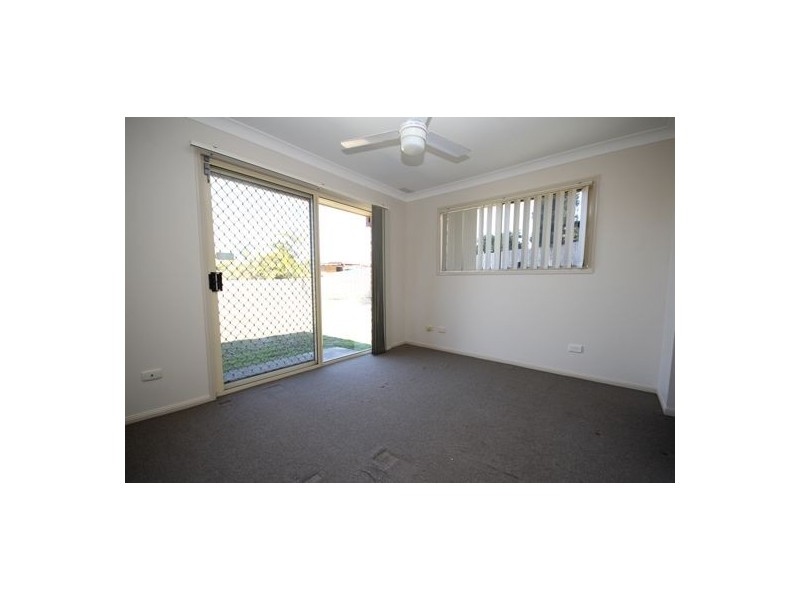 33 Highridge Rd, Springfield QLD 4300