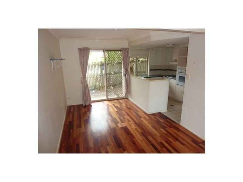 Unit 31 75 Brown Street, Labrador QLD 4215