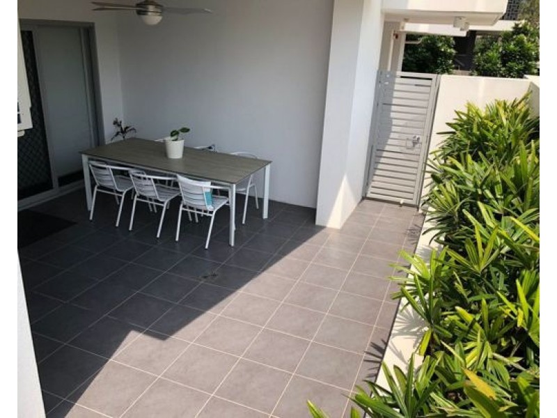 4 21 Mayhew Street, Sherwood QLD 4075