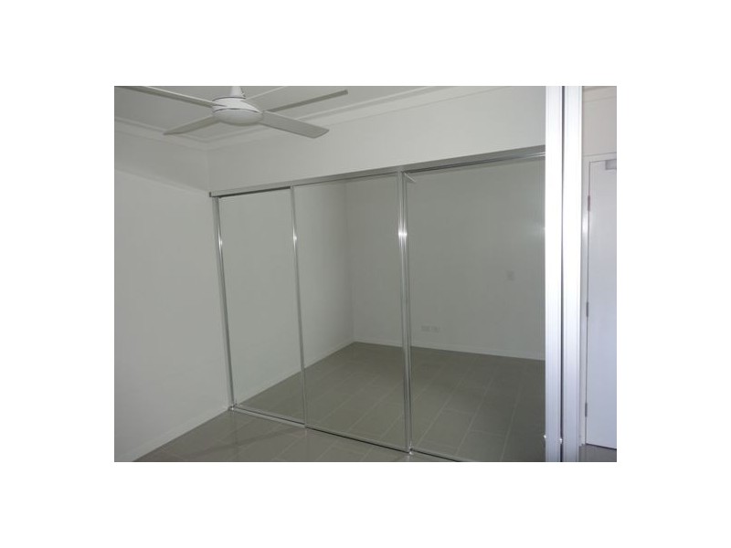 1201/8 Lochaber Street, Dutton Park QLD 4102