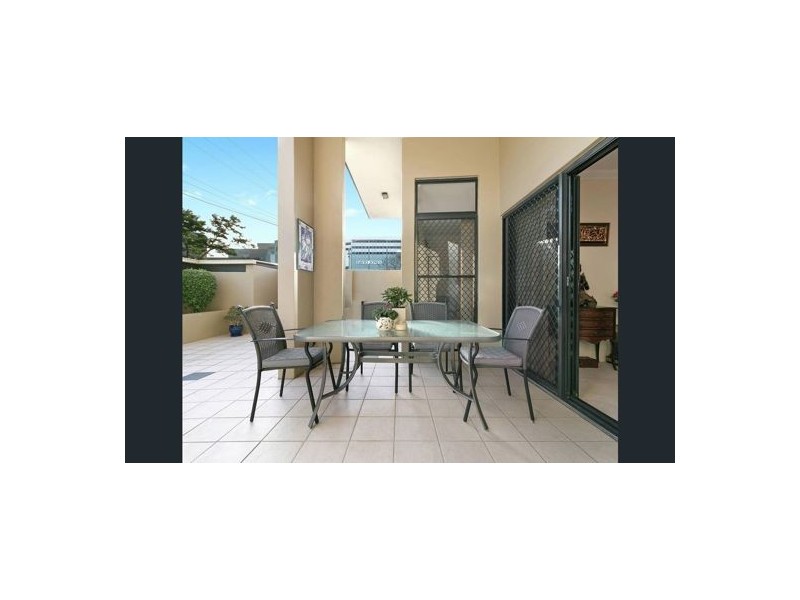 11 Grosvenor road, Indooroopilly QLD 4068