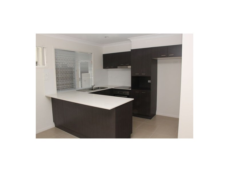 U34/19 Gumtree Crescent, Upper Coomera QLD 4209