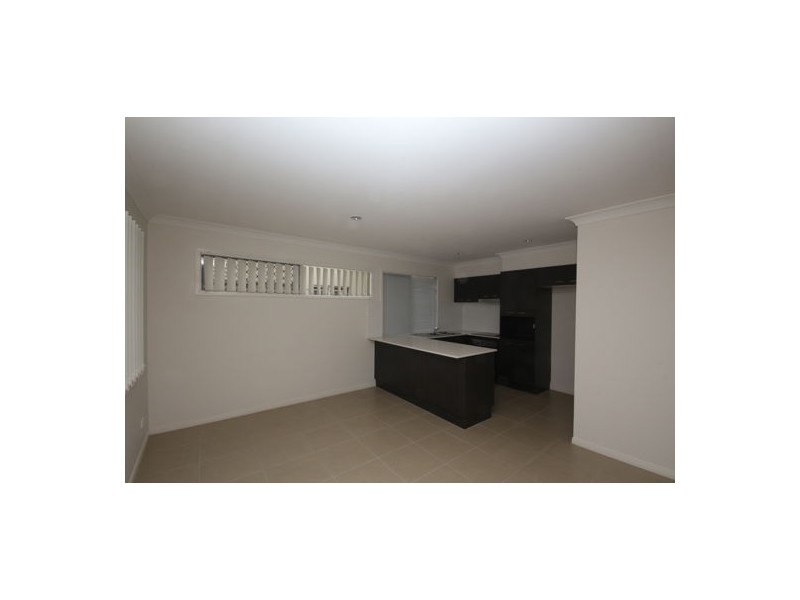 U34/19 Gumtree Crescent, Upper Coomera QLD 4209