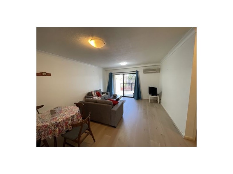 20/2 Geraldton Drive, Varsity Lakes QLD 4227