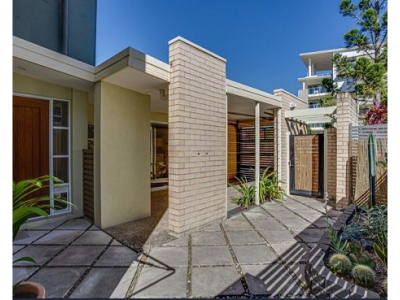 67 Riverwalk Ave, Robina QLD 4226