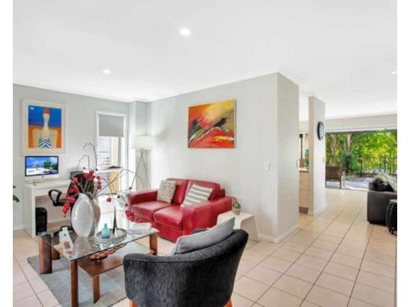 67 Riverwalk Ave, Robina QLD 4226