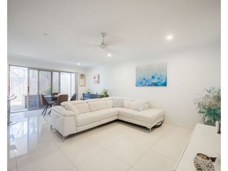 30/30 Taylor Place, Mackenzie QLD 4156