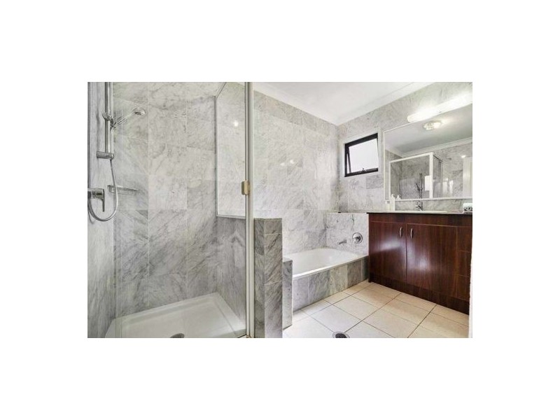 9 278 Indooroopilly rd, Indooroopilly QLD 4068