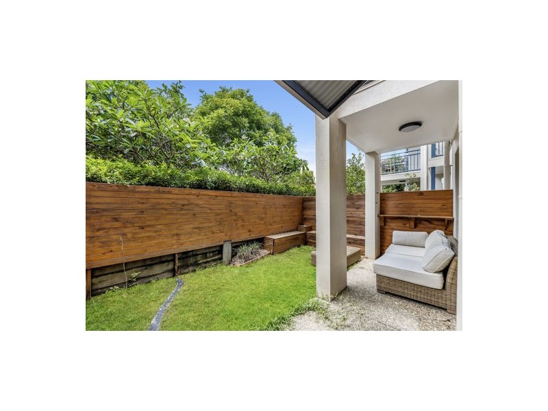 4/18 Geraldton Drive, Varsity Lakes QLD 4227