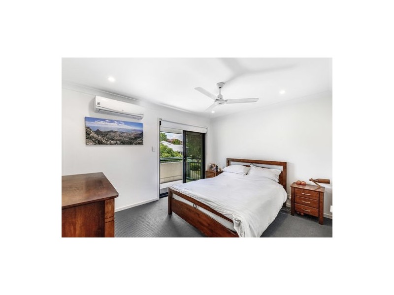4/18 Geraldton Drive, Varsity Lakes QLD 4227