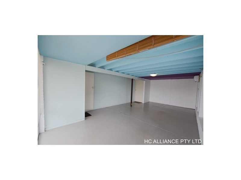 185 MT GRAVATT-CAPALABA RD, Wishart QLD 4122