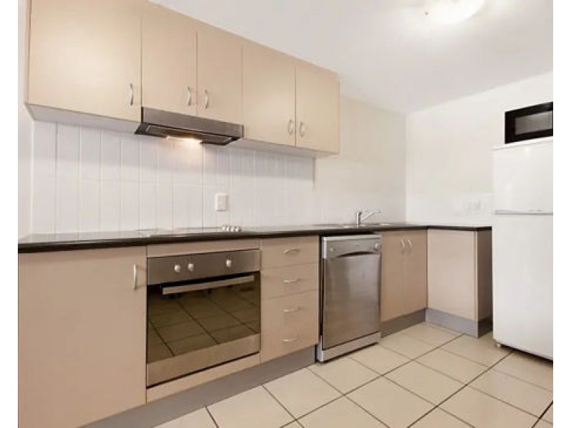19 /82-86 Martyn Street, Parramatta Park QLD 4870