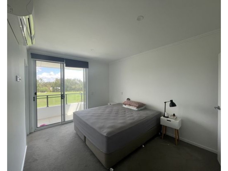 122 Florabella Drive, Robina QLD 4226