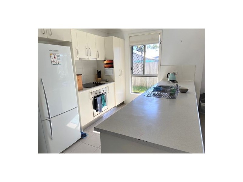 15 Redondo ST, Ningi QLD 4511
