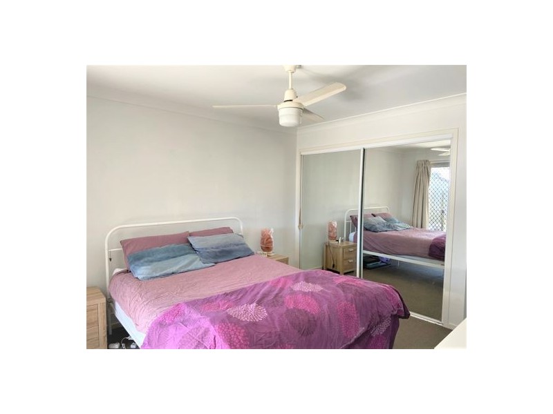 15 Redondo ST, Ningi QLD 4511