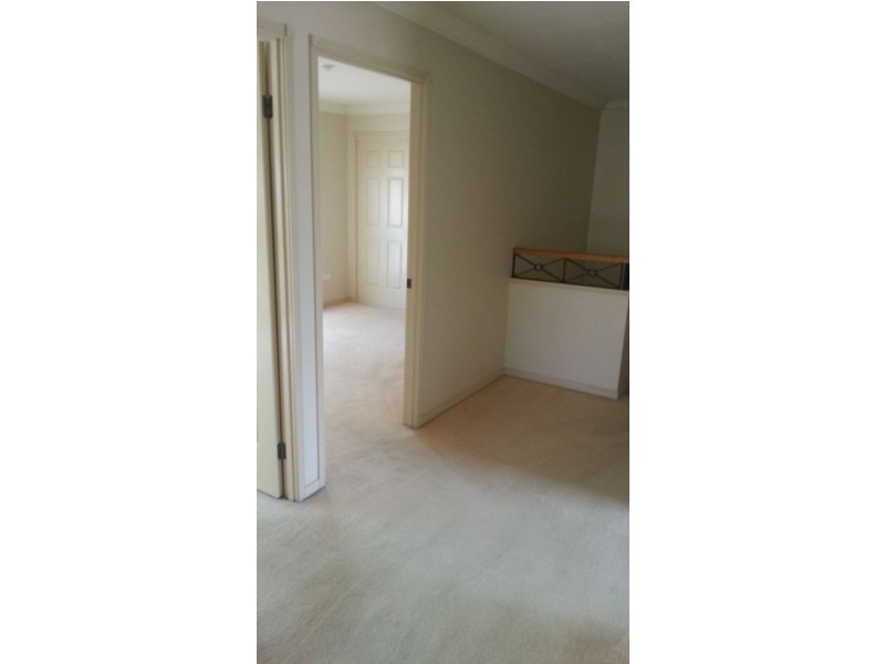 105 Oldfield Road, Sinnamon Park QLD 4073