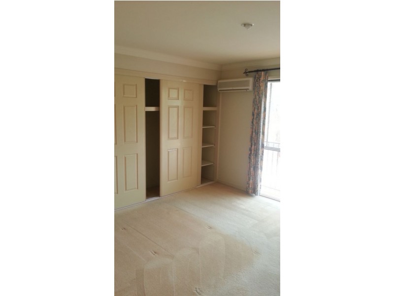 105 Oldfield Road, Sinnamon Park QLD 4073