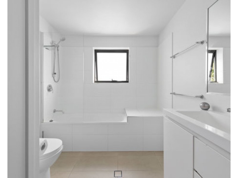 304/5-9 Folkestone Street, Bowen Hills QLD 4006