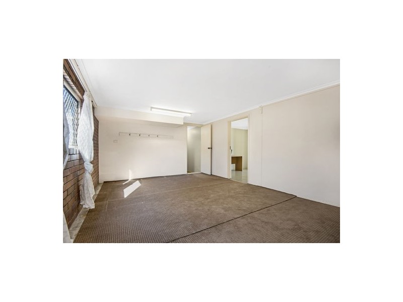 223 Broadwater Road, Mansfield QLD 4122