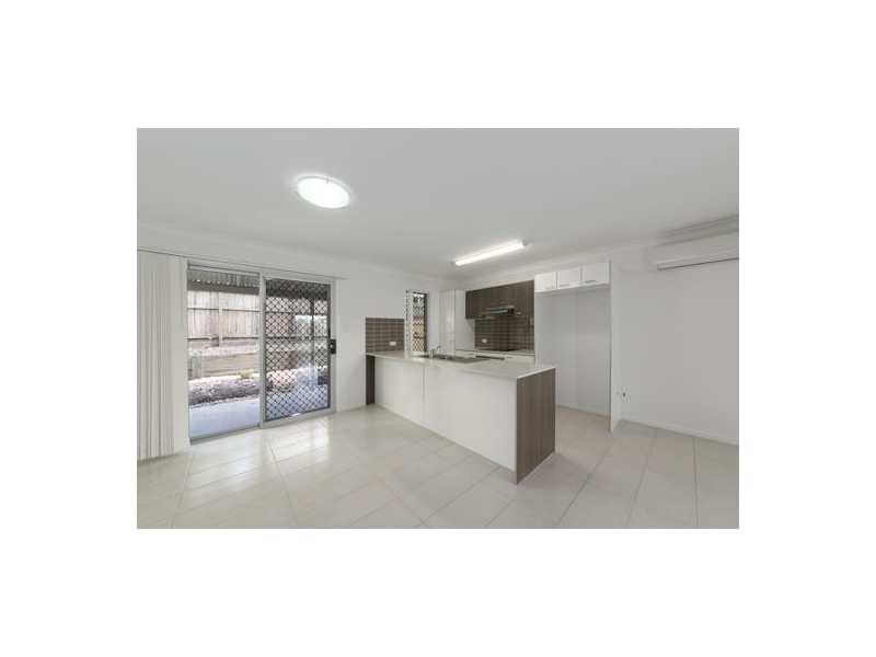 35 40 Old Logan Rd, Gailes QLD 4300