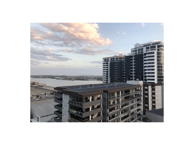 504 35 Hercules street, Hamilton QLD 4007