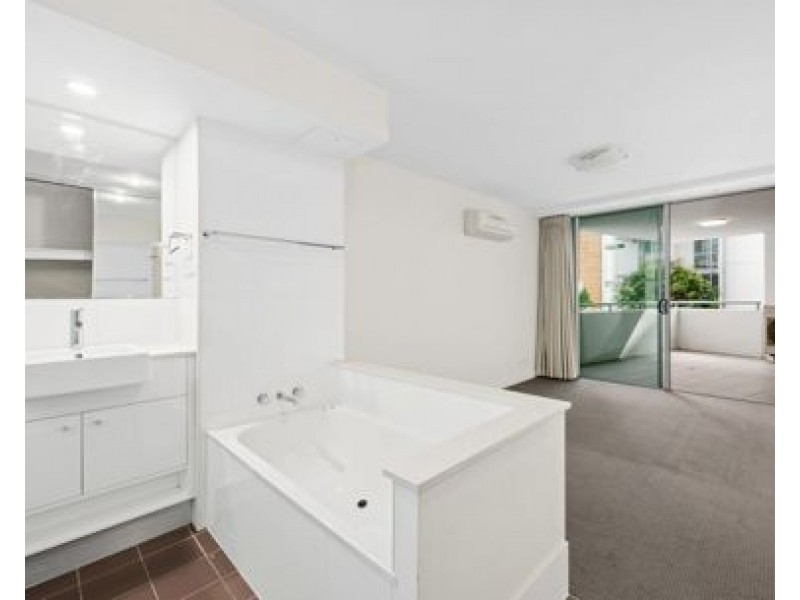 U2709 92-100 QUAY ST, Brisbane City QLD 4000