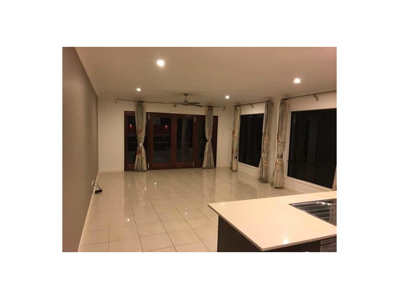 14 Budgerigar Street, Upper Kedron QLD 4055