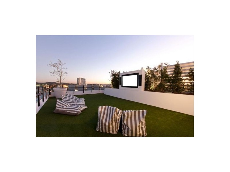 148 148 Logan Rd,, Woolloongabba QLD 4102