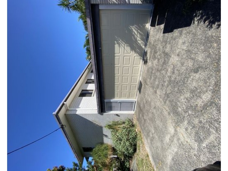 1/32 Cronulla Avenue, Mermaid Beach QLD 4218